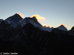 Sunrise on Gokyo Ri with a view of the eight-thousanders Everest, Lhotse and Makalu