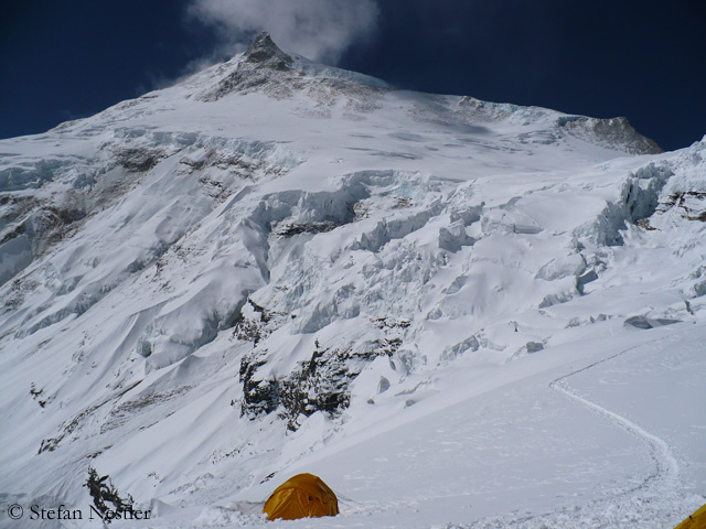 Camp 1 on the north face of Manaslu in spring 2007 Camp 1 on the north side of Manaslu in spring 2007
