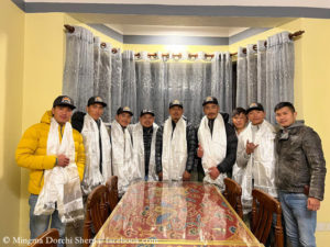 Mingma Dorchi Sherpa (5th from left) with his team for Cho Oyu